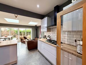 Photo 14- click for photo gallery